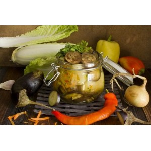 Овощное ассорти из фаршированного перца с баклажанами на зиму
