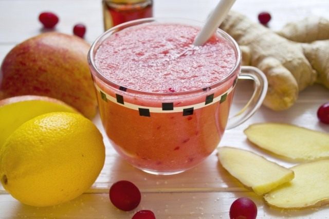 Витаминный коктейль – фруктовый смузи с клюквой