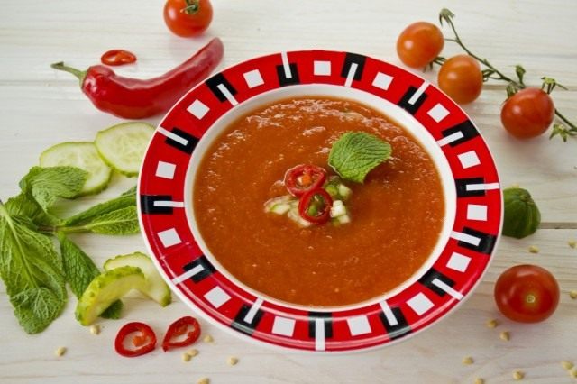 Холодный томатный суп — Гаспачо